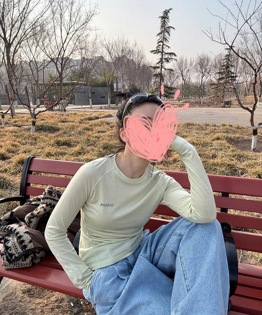 点此购买 遨托邦春秋季女士超细美利奴羊毛干爽长袖T恤 zc 342208 商品图10