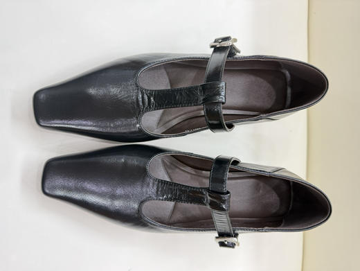 胎牛皮中跟鞋 商品图2