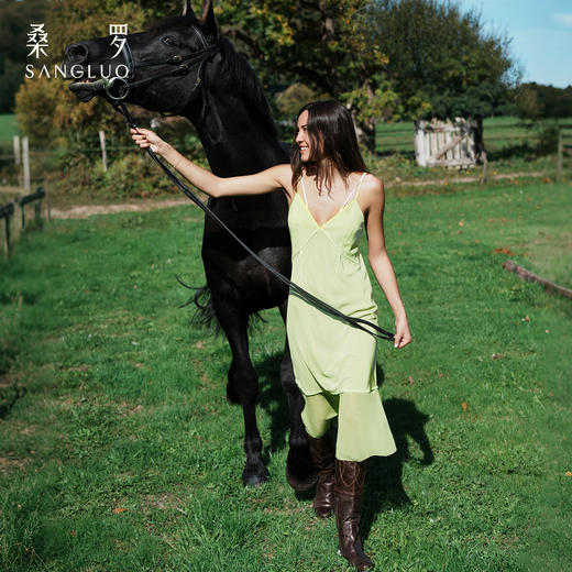 清醒柠檬』桑罗撞色吊带裙桑蚕丝女款可拆卸裙摆度假长裙 商品图0