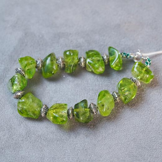 橄榄石手链 | 貔恘形状&不规则形状原石 水晶饰品 月下世界「下单请备注手围、下单后72小时内发货」 商品图9