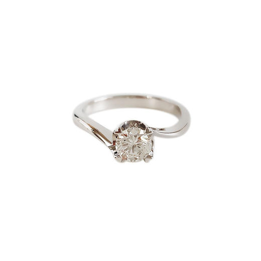 【天然正品】AU750白金经典时尚扭臂四爪款0.53克拉钻石戒指12号（戒圈可改）060326NJS18 商品图0