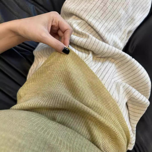 强推超百搭【糯糯叽叽！买一送一】冰丝薄款U领针织背心 女夏季2026新款嫩黄色显白 洋气外穿吊带上衣 商品图2