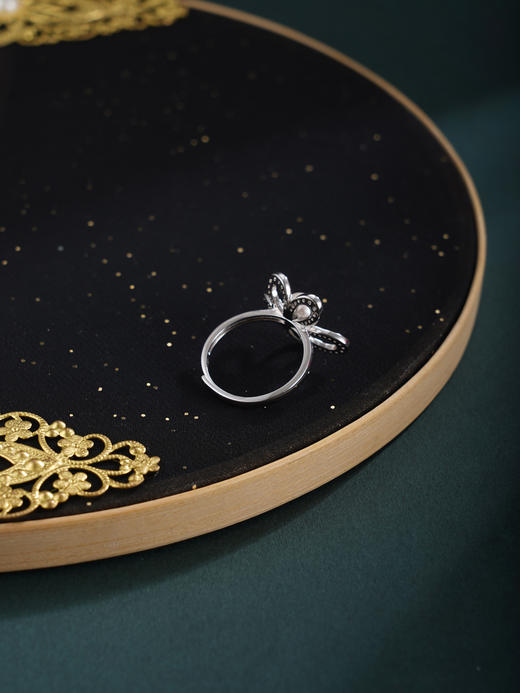 子佩集【‌花期正好】银S925珍珠惜王妃戒指【R2301】双色五瓣花2602 商品图6