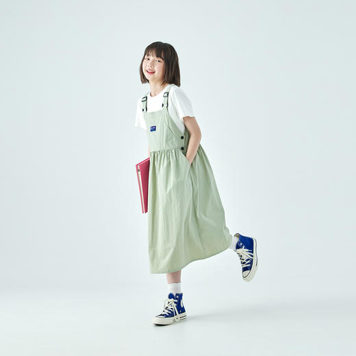 棵初26年夏季新款中大女童工装风尼龙背带裙轻盈可调节肩带A字裙 商品图4