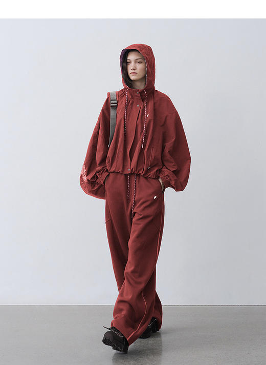 【秒杀价已调 直接拍】半圆原创 女装 春季 新款 短箱版型 连帽抽绳松弛廓形结构感外套 商品图10