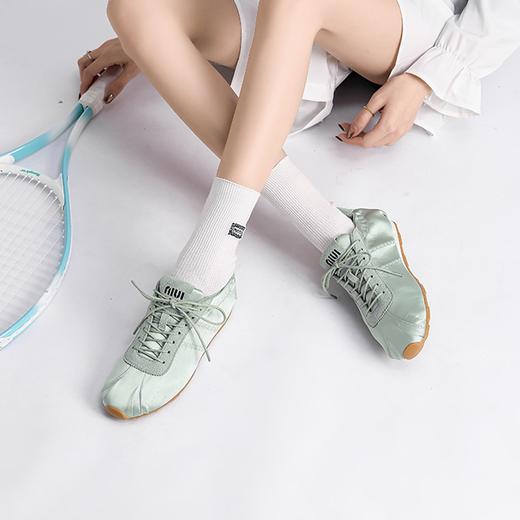 芭蕾绸缎平底圆头运动休闲鞋｜缎面拼接反绒皮复古设计，好穿又好看！ 商品图4