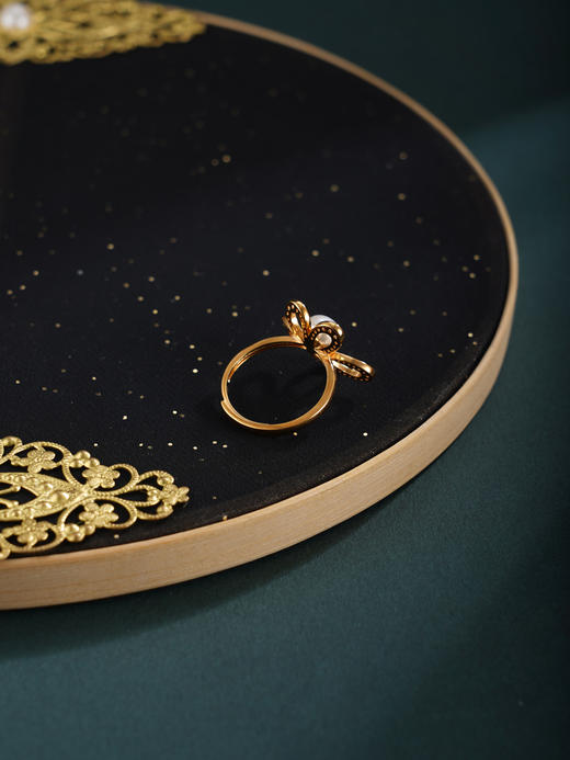 子佩集【‌花期正好】银S925珍珠惜王妃戒指【R2301】双色五瓣花2602 商品图5