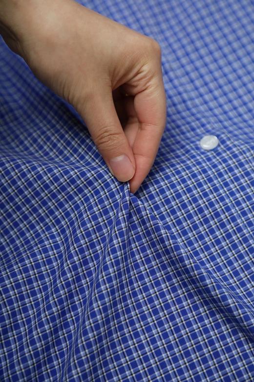 【服饰/饰品】miu系经典格纹全棉衬衫 C2288020 商品图7