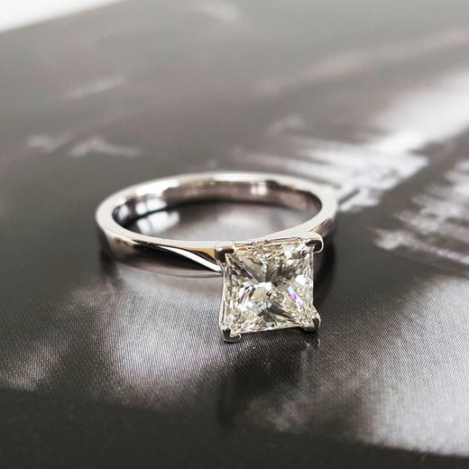【天然正品】AU585白金经典时尚四爪款公主方形1.51克拉钻石戒指15号（戒圈可改）070326NJS04 商品图2