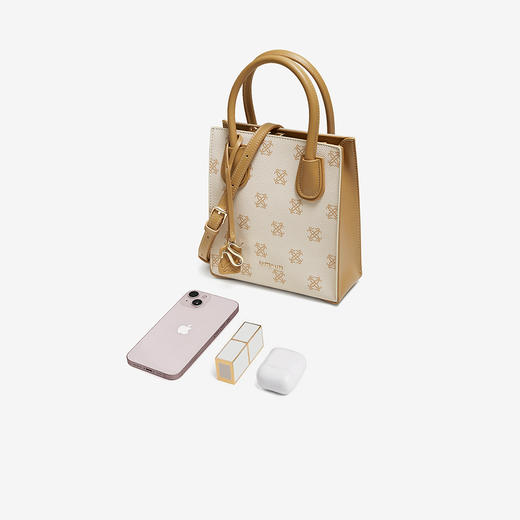 【百思图】  BF楼百思图2025秋季新款手提包时尚通勤单肩斜挎包女TY041CX5 吊牌价599.现价199 商品图1