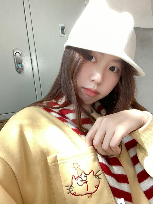 <曾小咸推荐>3.16现货秒杀 ！微信超特价！韩系多巴胺加绒卫衣 日常189.99 立减100 秒杀89.99！！ 商品图10