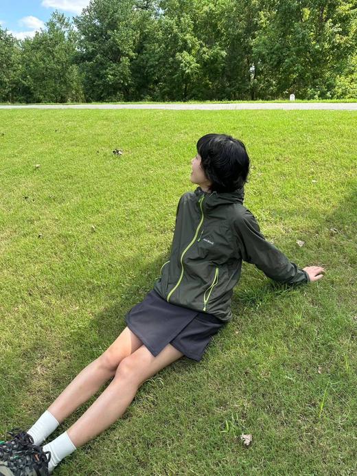 点此购买 Montbell春秋季男女款软壳衣防水户外登山夹克 zc 342219 商品图2