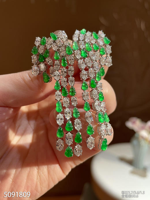 玻璃种艳绿耳坠【5091809】具体价格微信咨询 商品图1