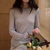老米优品🎈一件会“呼吸”的天丝长袖，轻薄软糯，好品质基础款！《 蚕丝羊毛圆领T》美利奴羊毛+兰精天丝+桑蚕丝 韩系针缝工艺 温润细腻 超有质感！ 商品缩略图3
