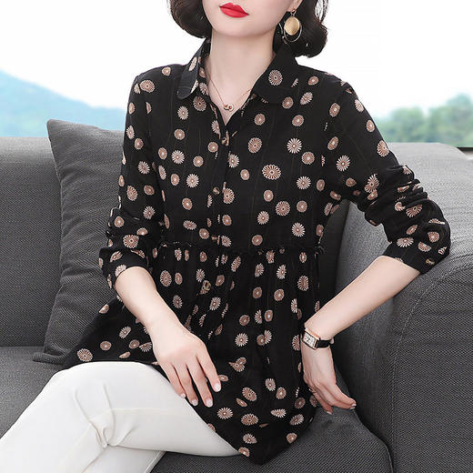 长袖衬衫女春秋薄款2026新款大码女装中年妈妈衬衣遮肚子裙摆上衣 商品图3