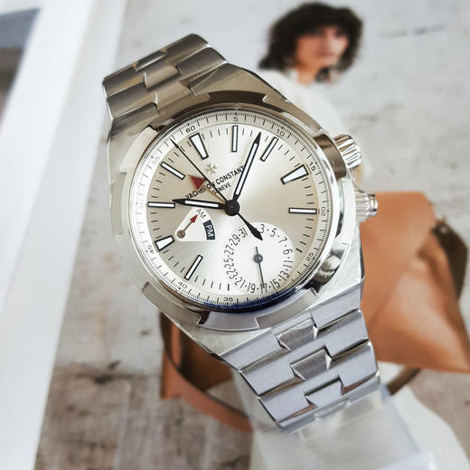 【99新（放置品）】Vacheron Constantin 江诗丹顿7900V/110A-B333自动机械机芯日期显示、双时区、昼夜显示41MM（男款）纵横四海系列精钢110326NJT28 商品图4