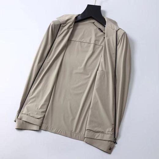 春夏新款高端轻薄速干牛奶丝面料商务休闲行政夹克外套   YH-7899 商品图6