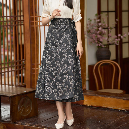 米思阳新款时尚碎花显瘦复古半身裙女5T24AI1202 商品图1