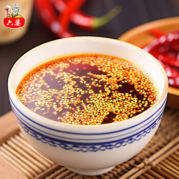 六婆油泼辣子400g/瓶 辣椒酱四川红油辣椒油商用家用香辣凉拌菜调料 /粮油调味 /调味品 /中式酱料 商品图5