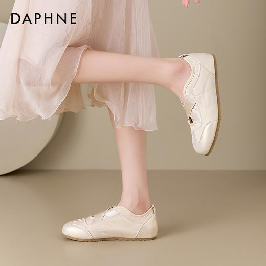 达芙妮玛丽珍芭蕾德训鞋女2026新款春季爆款休闲小白鞋内增高女鞋2504072 商品图5