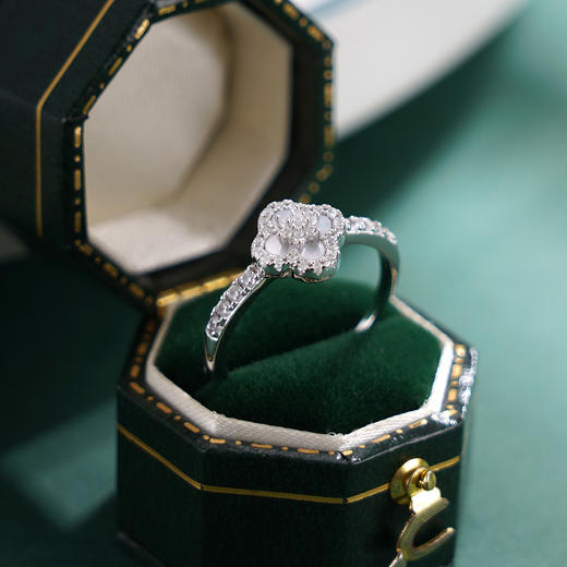 子佩集【四叶清辉】S925银戒指【FYJ-0618101】时尚白贝母四叶草锆石2509 商品图3