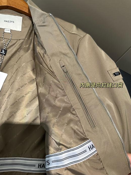 点此购买 哈吉斯小狗春秋季男士立领软壳夹克 ye 342191 商品图12