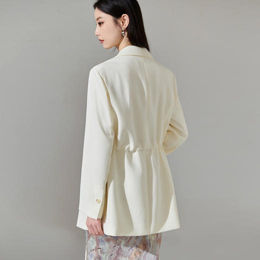 芳外优雅设计感立体花西装轻奢减龄显瘦外套女8T24AW0134 商品图3