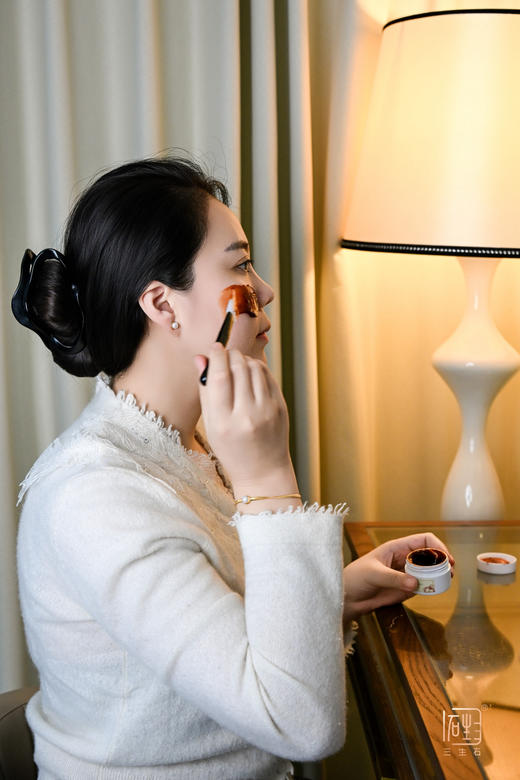 春日绽放 | 三生石本色珍珠钛钢镀金耳钉/天然珍珠软蛇骨手链 补水套装福利 商品图10