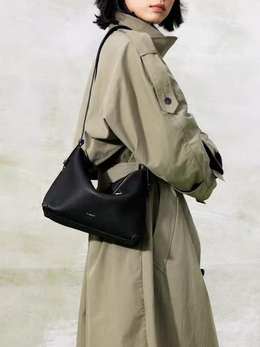 一店k （随单出的货！客供皮料+辅料！）你们闭眼留就行了！皮料饱满触感好有弹性光泽质感一眼就是好皮料！那个细致质感你们收到就知道了！质感无敌好！循迹系列mini保龄球包 /浅行hobo单肩包 商品图2