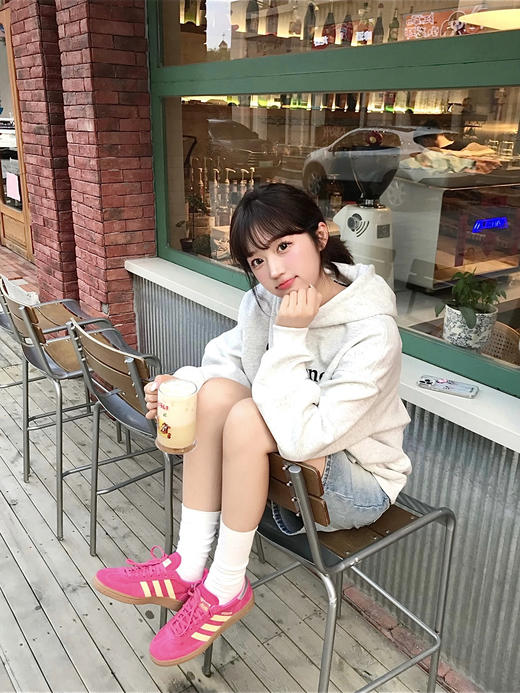 【阿迪达斯手球系列板鞋大合集】20+款炸街配色!三叶草亲闺女质量+设计师 商品图3