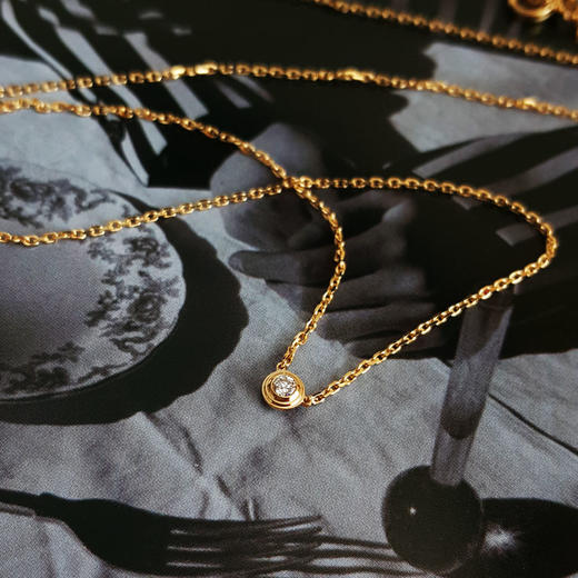 【全新】Cartier卡地亚Cartier卡地亚Cartier d'Amour系列B7224517迷你款 18K黄金镶单钻4分飞碟项链女士120326NJS32 商品图3