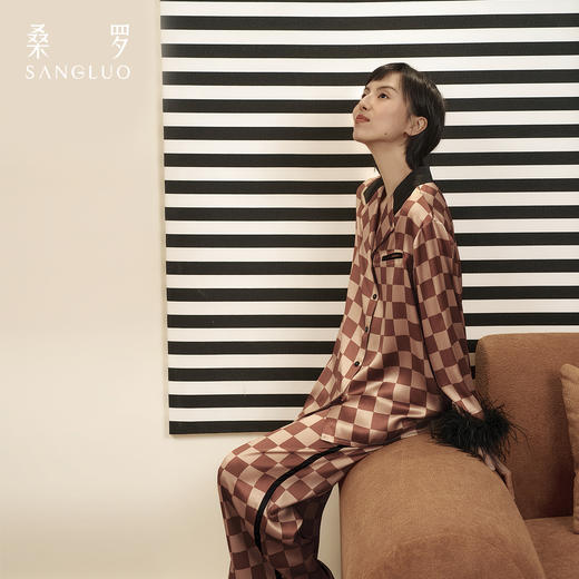 英伦复古』桑罗睡衣摩卡格纹羽毛舒适可外穿桑蚕丝家居服 商品图1