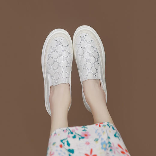 【预售5天】百搭厚底时尚薄款夏季春季女鞋单鞋小白鞋足路缘新款女鞋高跟厚底ZMXY&ZM2481-1 商品图3