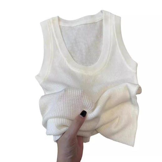 强推超百搭【糯糯叽叽！买一送一】冰丝薄款U领针织背心 女夏季2026新款嫩黄色显白 洋气外穿吊带上衣 商品图4