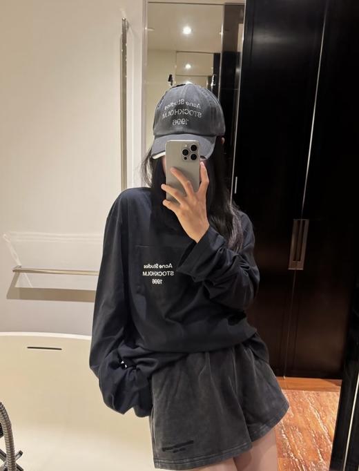 一店k （原版定织棉麻面料！）AS真的太会做松弛感单品了！棉+亚麻的混纺面料软而不塌！太舒服了！口袋倒印小标低调又有辨识度 ！26春新款口袋字母大T恤 宽宽松松慵懒范儿 好穿极了 商品图2