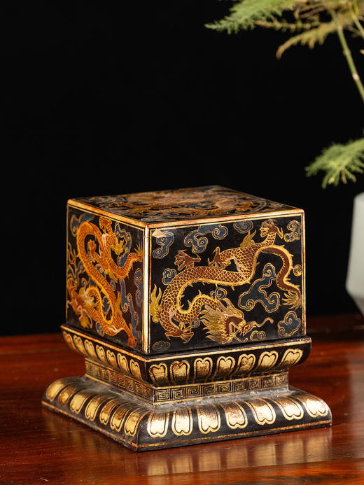 民国	大漆描金云龙纹印盒 商品图1