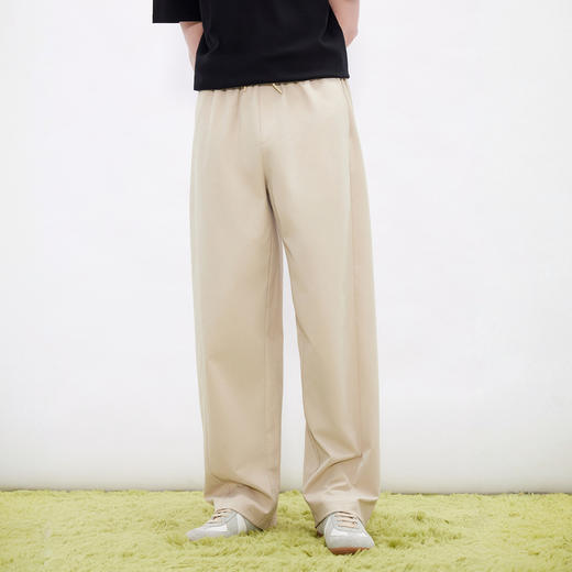 gxgjeans男装 浅杏色肌理感分割设计宽松休闲长裤男裤薄26夏新品 商品图1