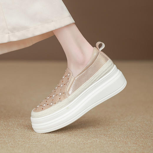 【预售5天】百搭厚底时尚薄款夏季春季女鞋单鞋小白鞋足路缘新款女鞋高跟厚底ZMXY&ZM2481-1 商品图0