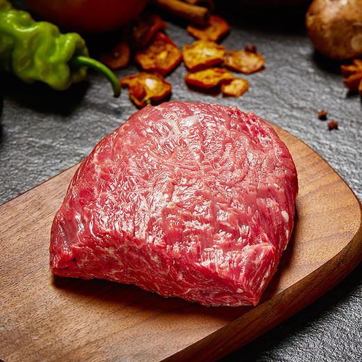 【冷冻】新疆国产天莱香牛有机精选牛腿肉谷饲500g*3袋 商品图1