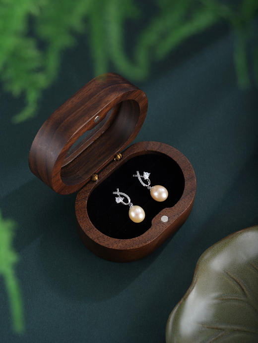 子佩集【时空奇遇】银S925珍珠惜王妃耳钉【YE0829】双色丝带交叉2602 商品图6