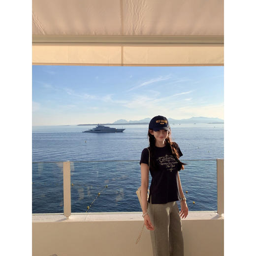 XS码 金蘑菇菇 eden roc 很好穿的法式t / 洋气小版型字母t 商品图5