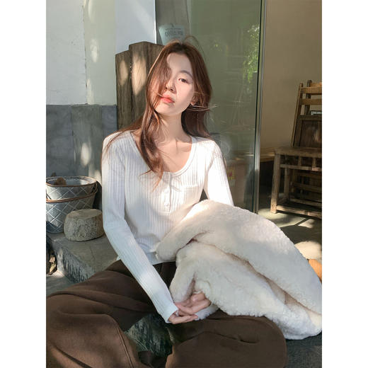 <曾小咸推荐>3.16现货秒杀 ！微信超特价！韩系大圆领打底衫 日常129.99 立减70 秒杀59.99！！ 商品图1