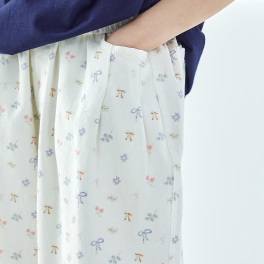 棵初2026年夏季新款亲子中大女童经典蝴蝶结碎花裤亲肤宽松休闲裤 商品图2