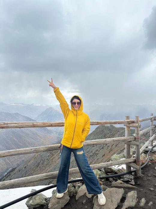 点此购买 Montbell春秋季男女款软壳衣防水户外登山夹克 zc 342219 商品图5