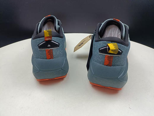 原单正品英国百年老牌子trespass
宽楦复古适合全地形越野运动鞋
码数40-45码，码数齐全
正常运动鞋尺码 商品图5