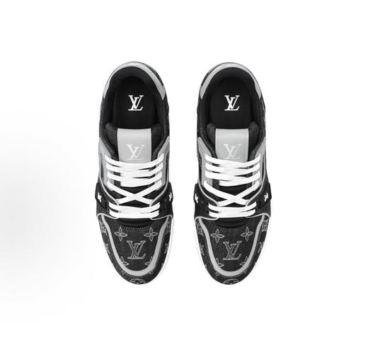 【原版开发 市售天花板 】Lv Trainer系列 情侣款 休闲 运动鞋 滑板鞋  原版一致 独家开模 市场天花板级 经典百搭款 什么裤子都可以驾驭，上脚真的非常好看和舒服 满满的高级感 商品图3