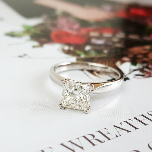 【天然正品】AU585白金经典时尚四爪款公主方形1.51克拉钻石戒指15号（戒圈可改）070326NJS04 商品图3