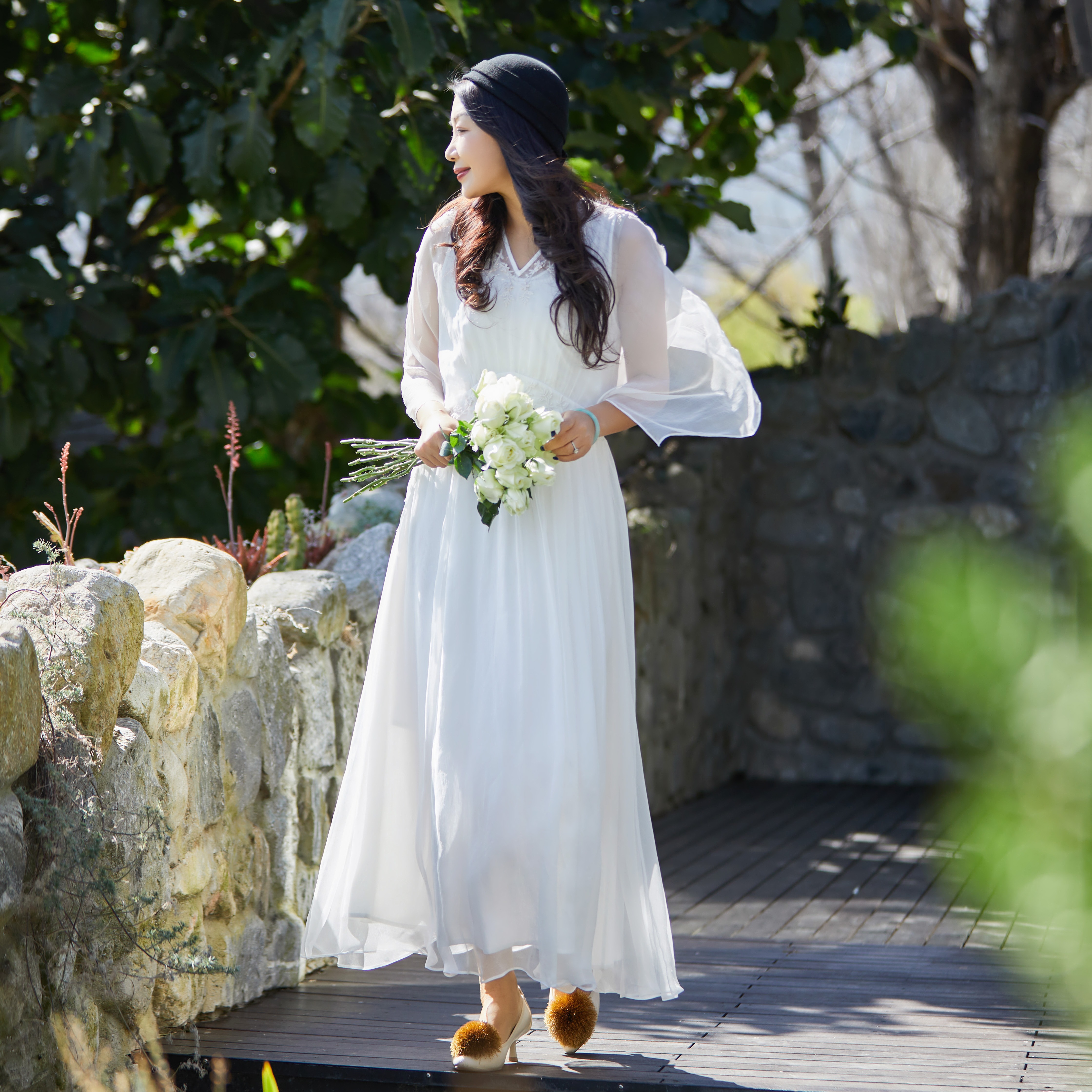 【林栖设计小店】花间缱绻|优雅绣花多色修身显瘦2026夏新款真丝连衣裙1962200