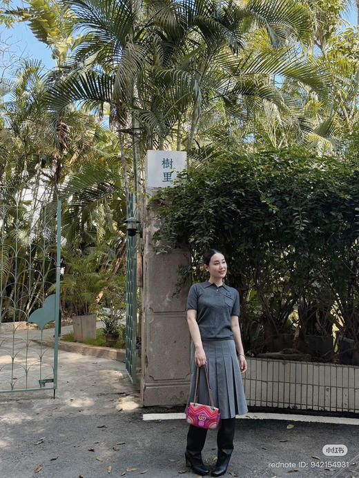 314-4 独家圆正 miu小徽标 羊绒 polo领 短袖针织 我穿42 商品图2