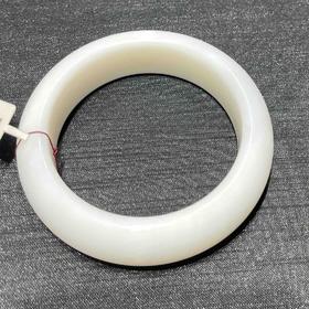 7000元/只玉化砗磲手镯